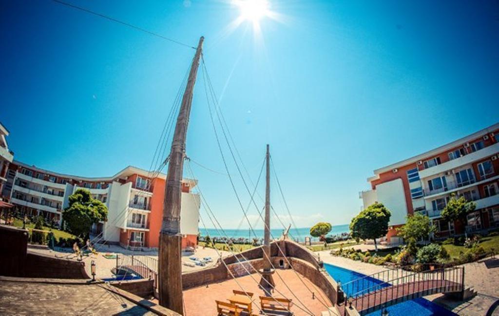 Privilege Fort Beach - Menada Apartments 埃勒尼特 外观 照片