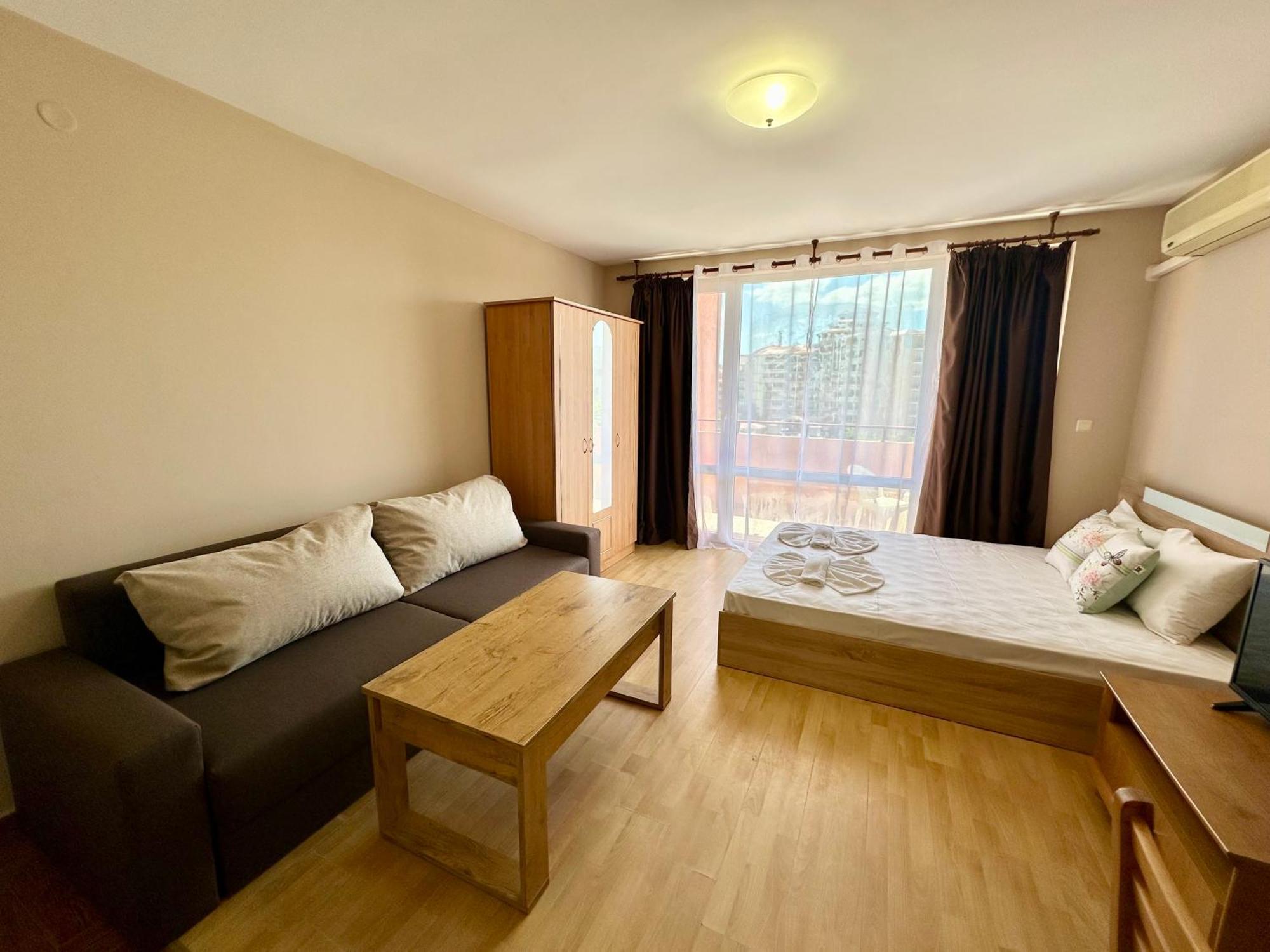 Privilege Fort Beach - Menada Apartments 埃勒尼特 外观 照片