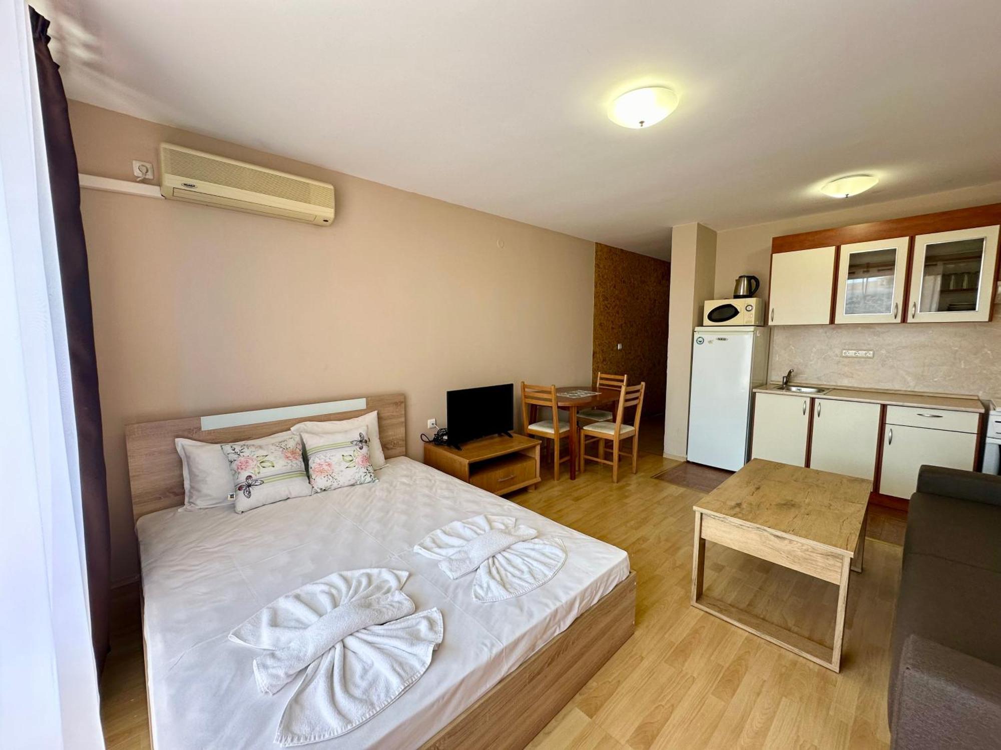 Privilege Fort Beach - Menada Apartments 埃勒尼特 外观 照片