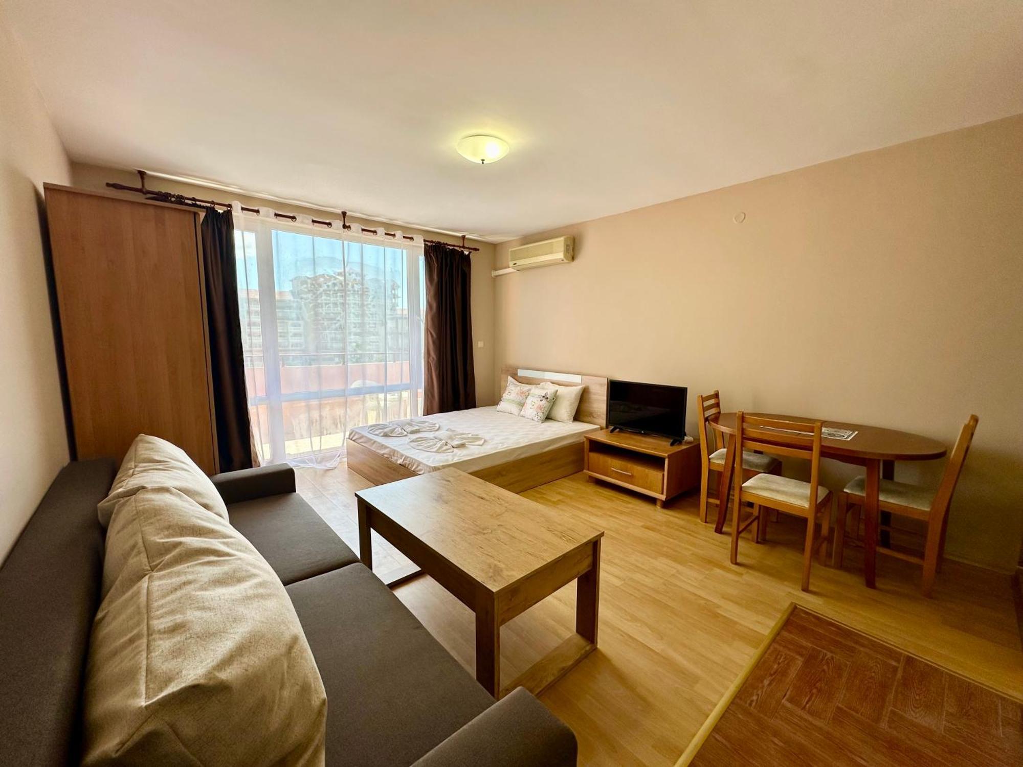 Privilege Fort Beach - Menada Apartments 埃勒尼特 外观 照片