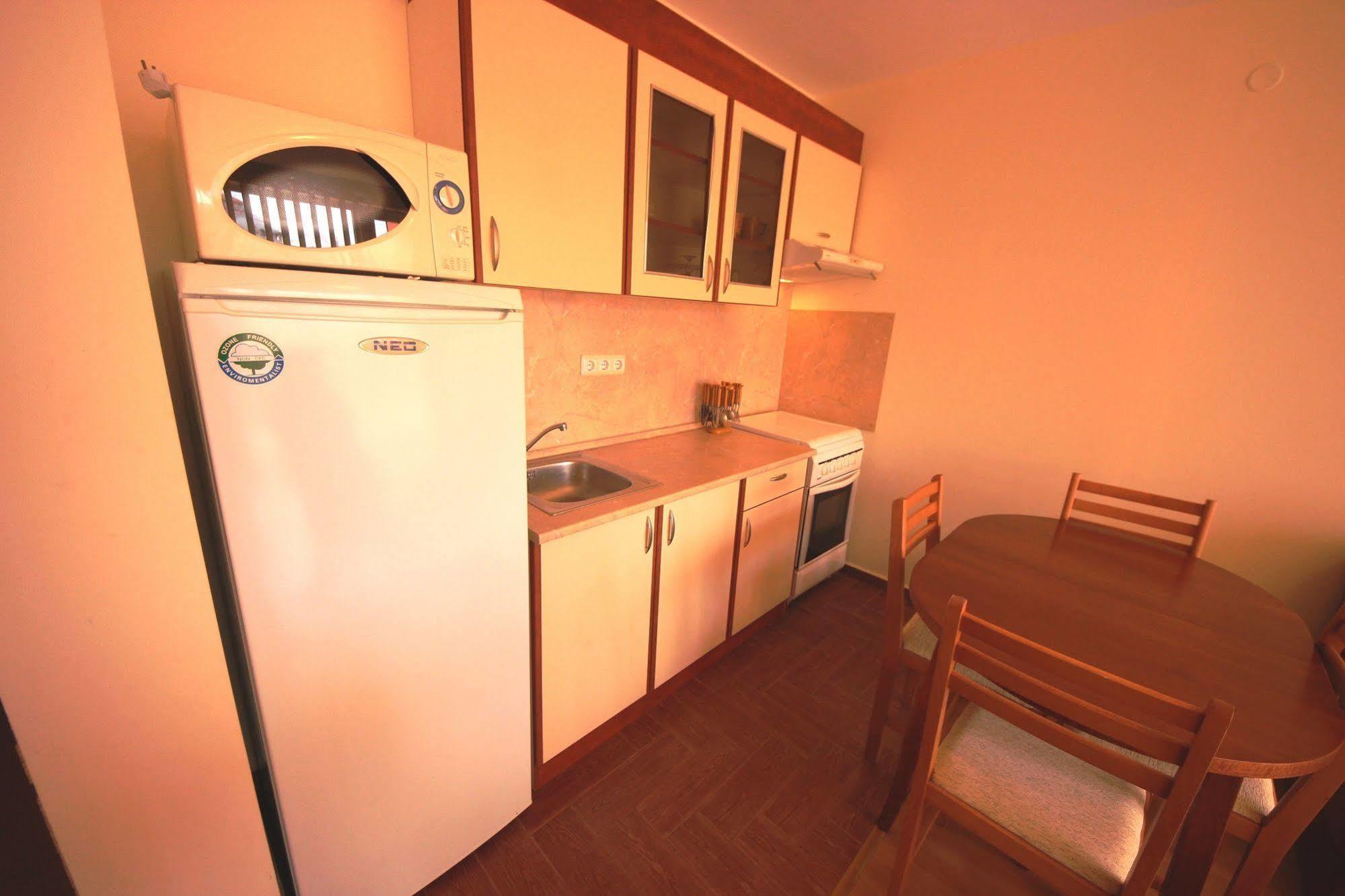 Privilege Fort Beach - Menada Apartments 埃勒尼特 外观 照片